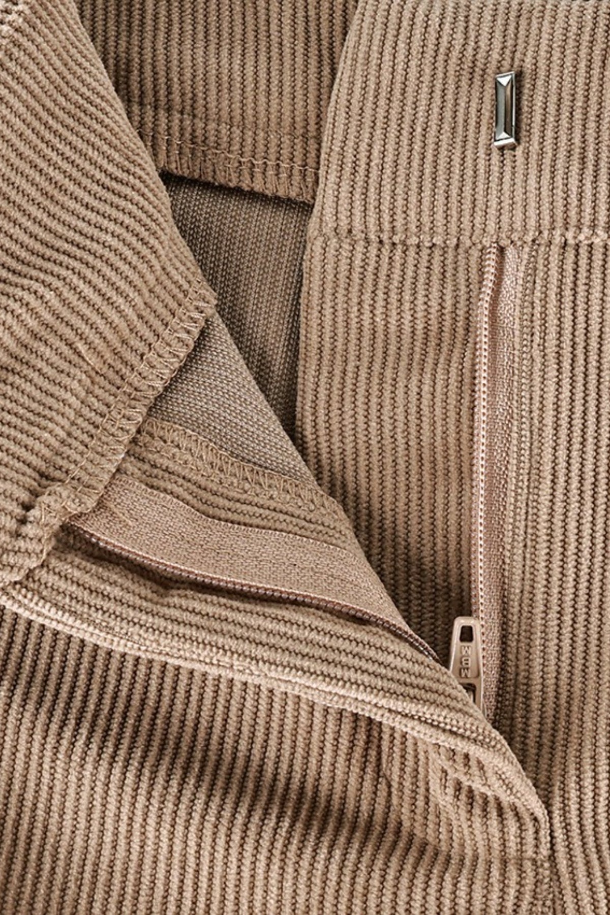 Low Rise Corduroy Belt Loop Tailored Mini Shorts 9