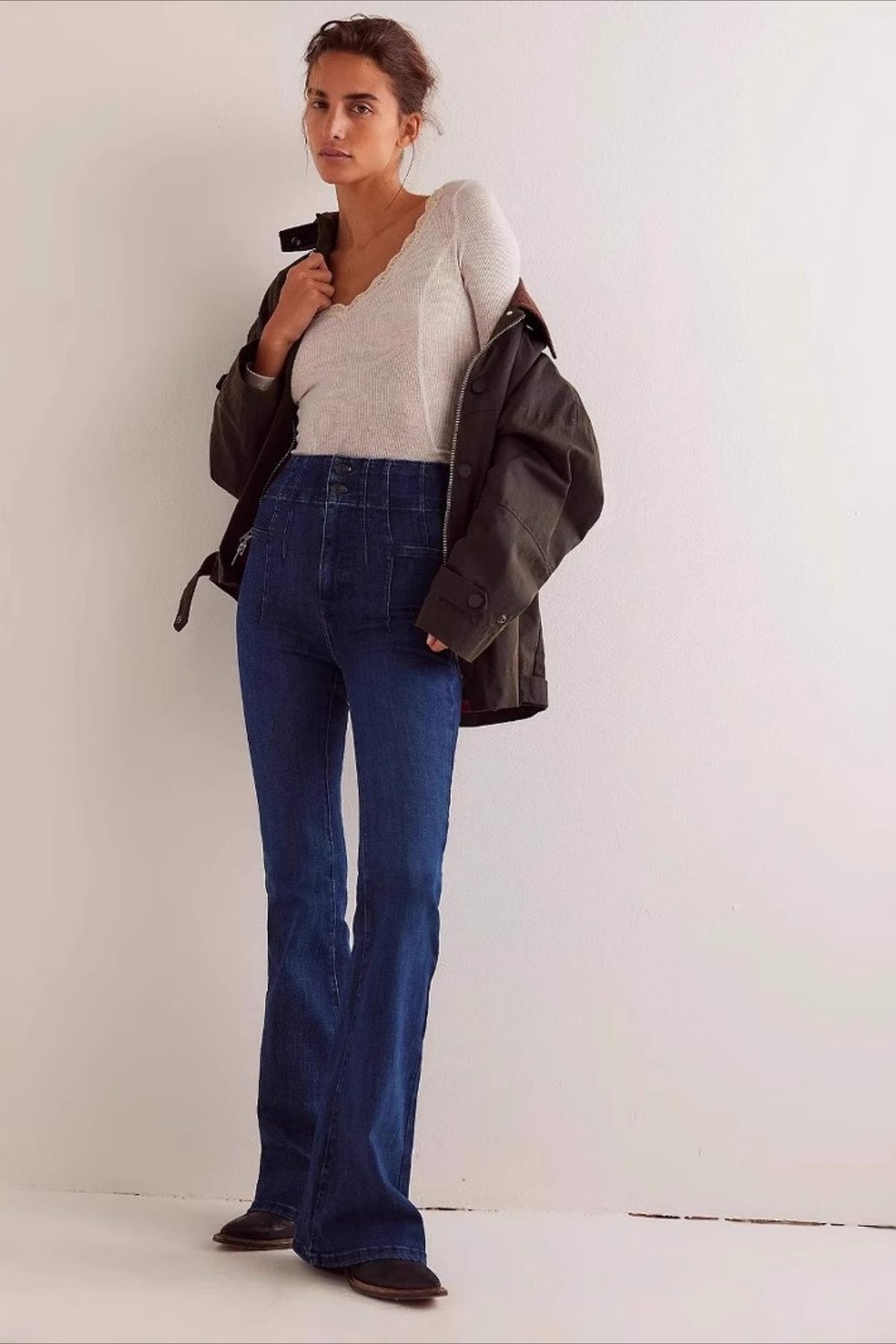 High Waist Front Seam Patch Pocket Slim Flare Denim Jeans