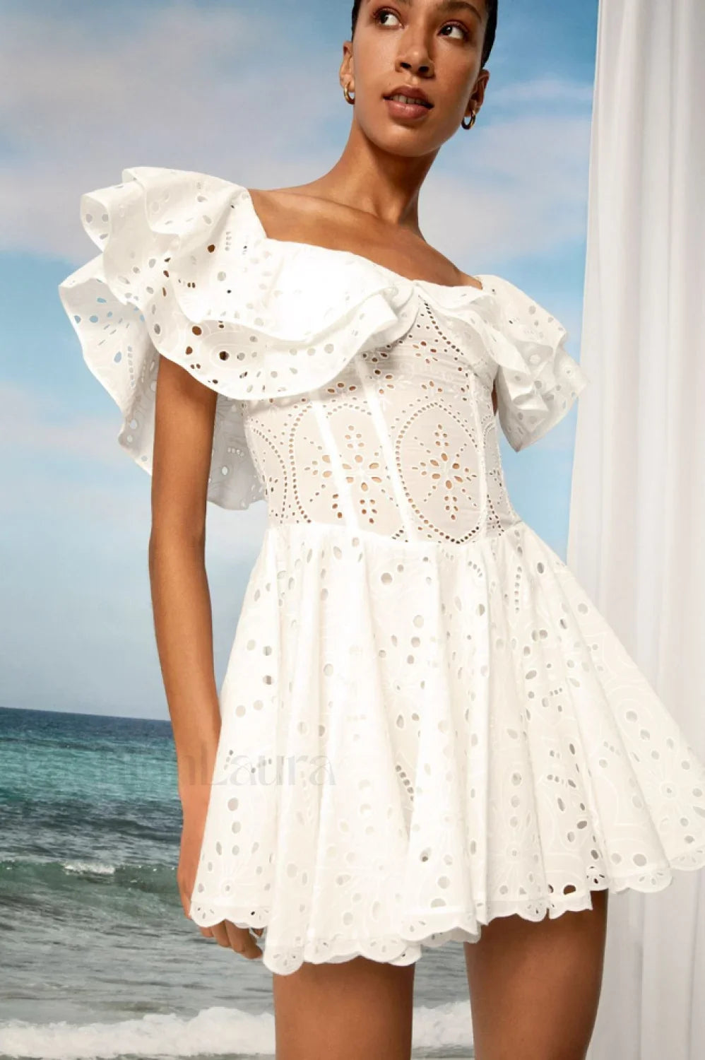 Dalia Elegant Mini Dress