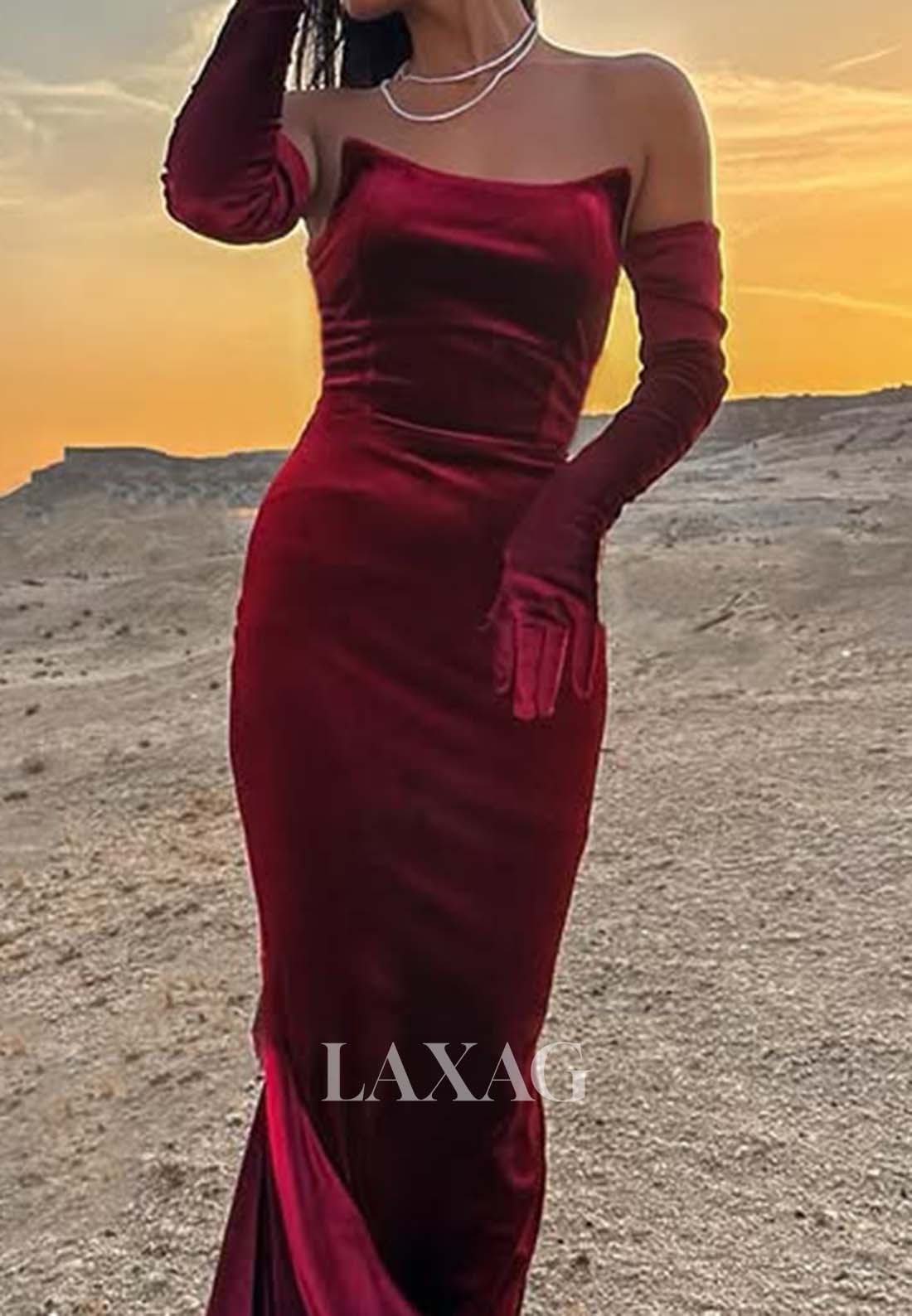 Scoop-Neck Off-Shoulder Sleeveless Mermaid Evening Gowns Pleated Satin Formal Gowns with Gloves