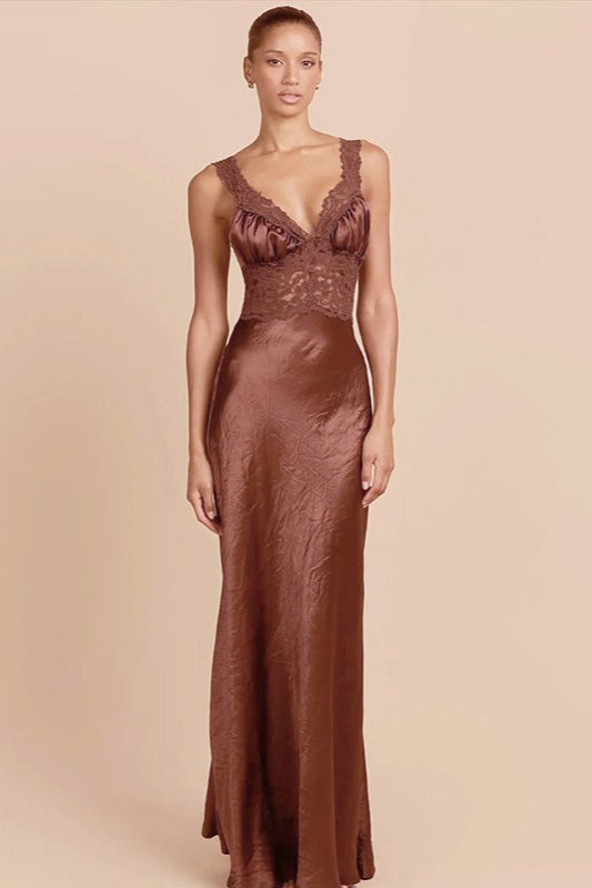 Low-Cut Lace Cami Panel Bodycon Maxi Lace Dress