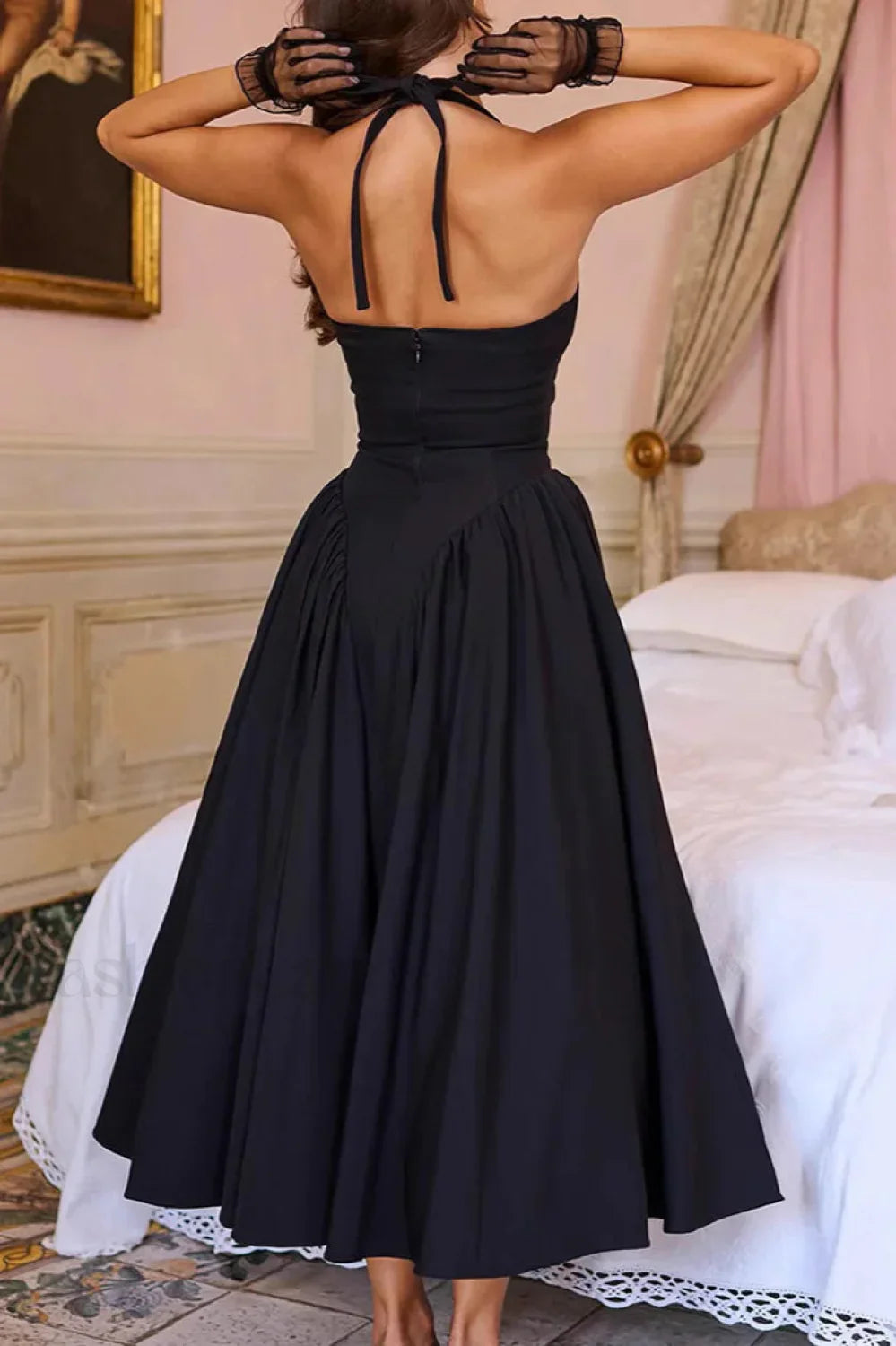 Deep V-Neck Backless Pure Desire White Slim Fit Maxi Dress