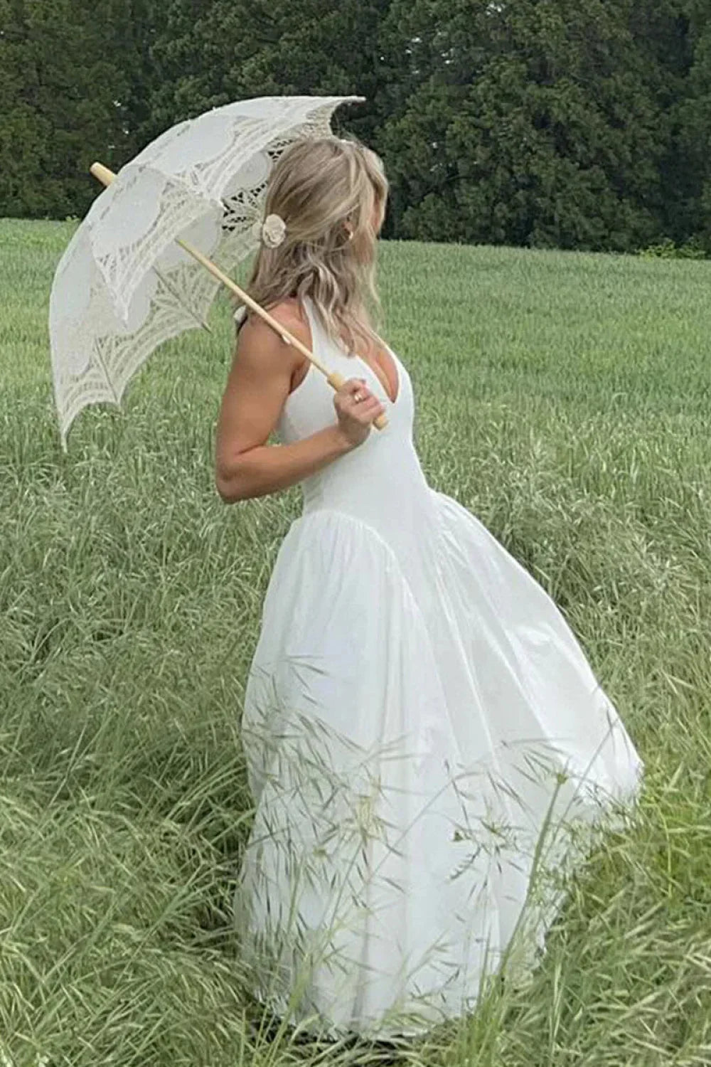 Deep V-Neck Backless Pure Desire White Slim Fit Maxi Dress