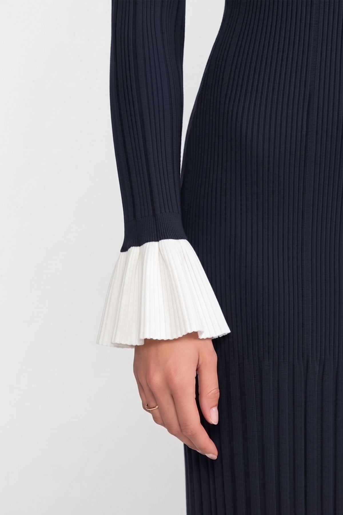 V-Neck Long Sleeve Button Front Contrast Cuff Ribbed Knit Ruffle Hem Midi Dress 4