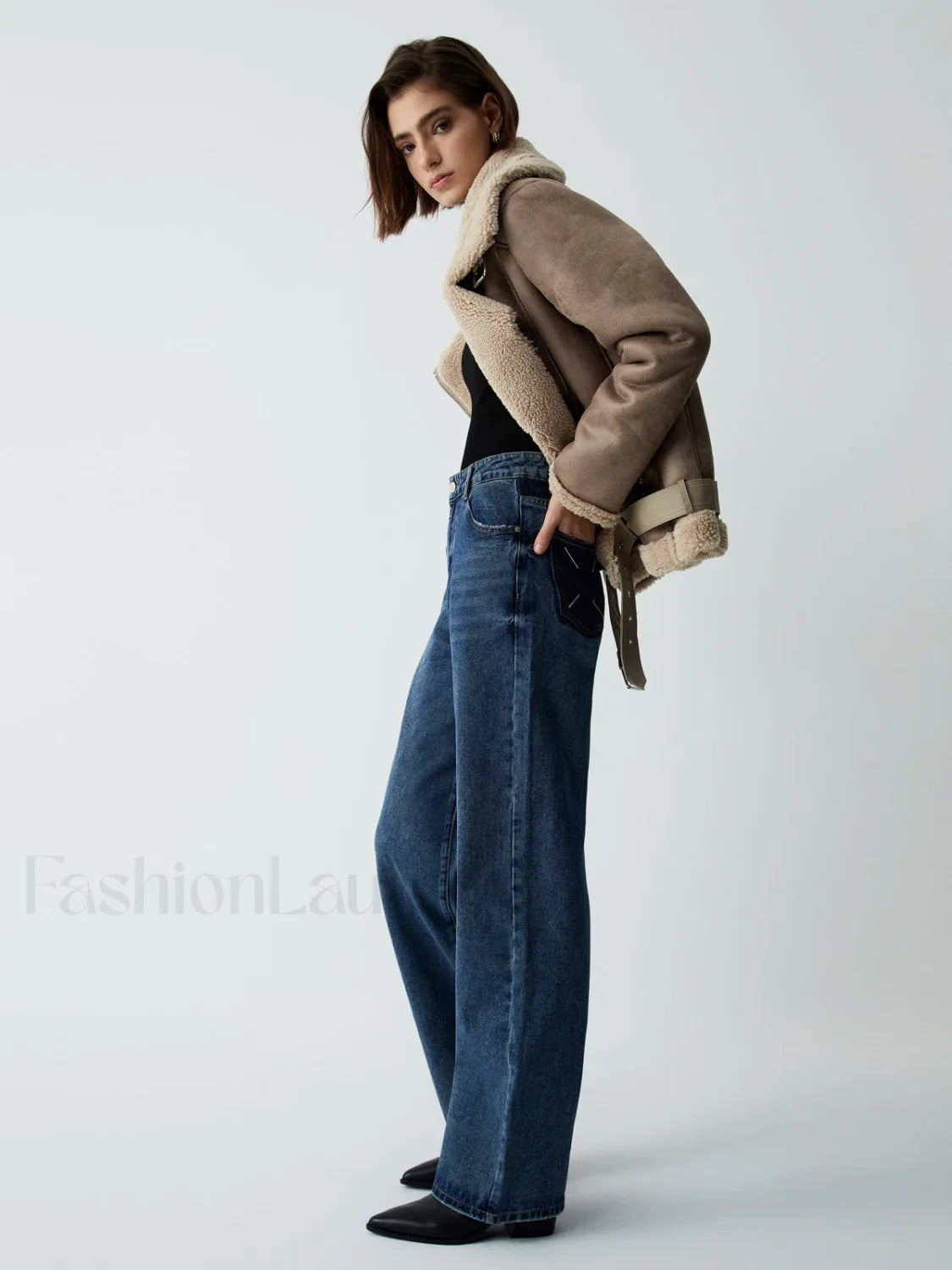 Distressed Leather Graceful Fleece Aviator Jacket