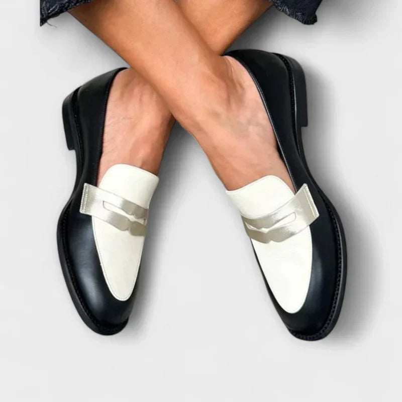 Contrast Penny Strap Round Toe Flat Loafers