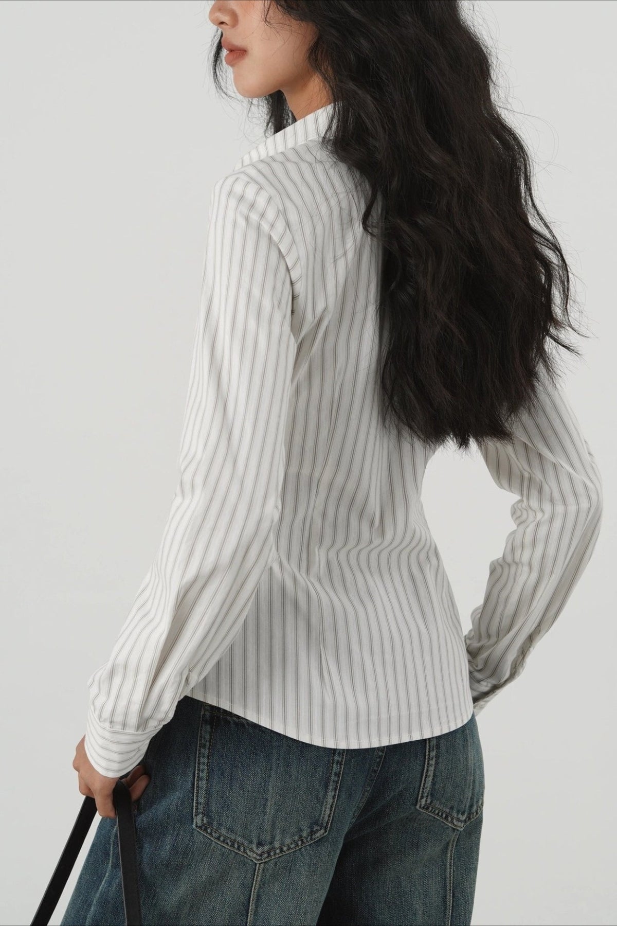 Striped Collared Long Sleeve Fitted Waist Button Front Shirt 3