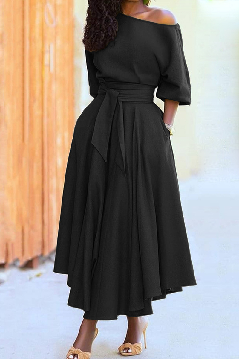 Sophisticated Dress with a Clean Classic Look