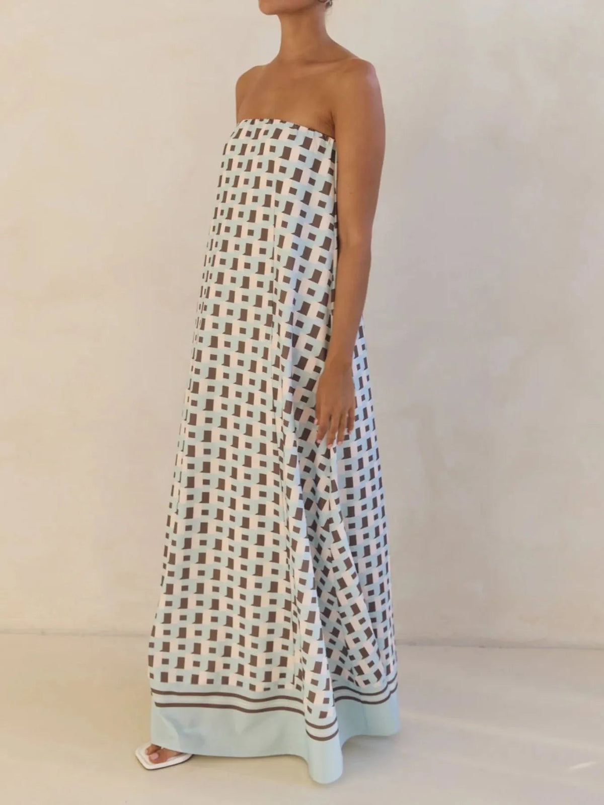 Abstract Striped Print Strapless Flowy Maxi Dress 13