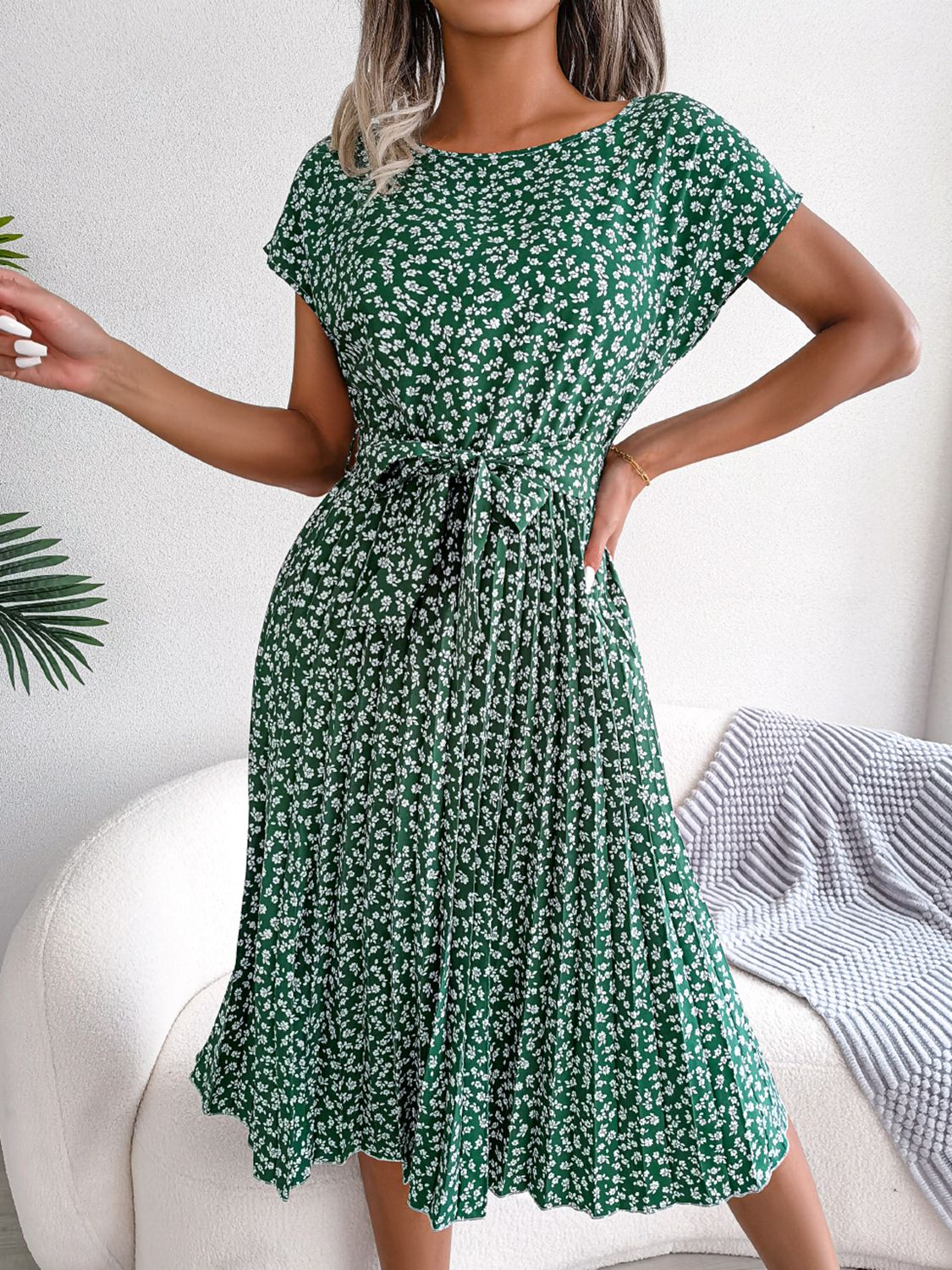 Ditsy Floral Pleated Belted Dress Green