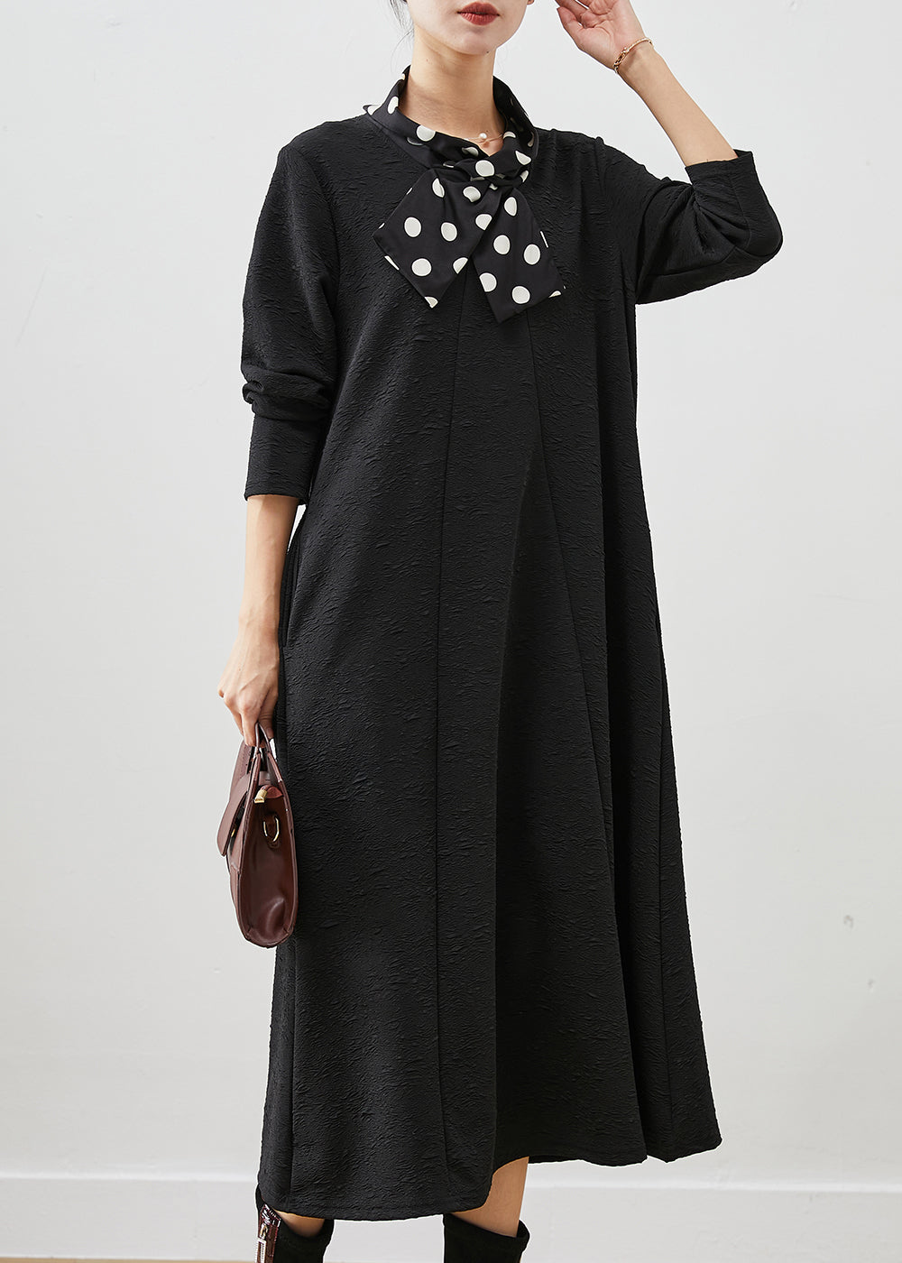 Gracefully Styled Dress for Any Occasion