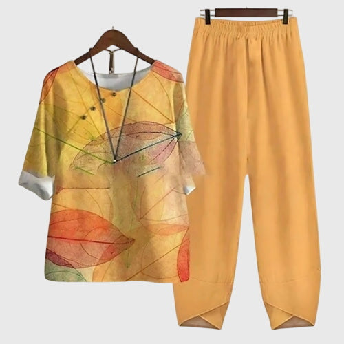 Butterfly Print Short Sleeve Top and Pants Two Piece Set