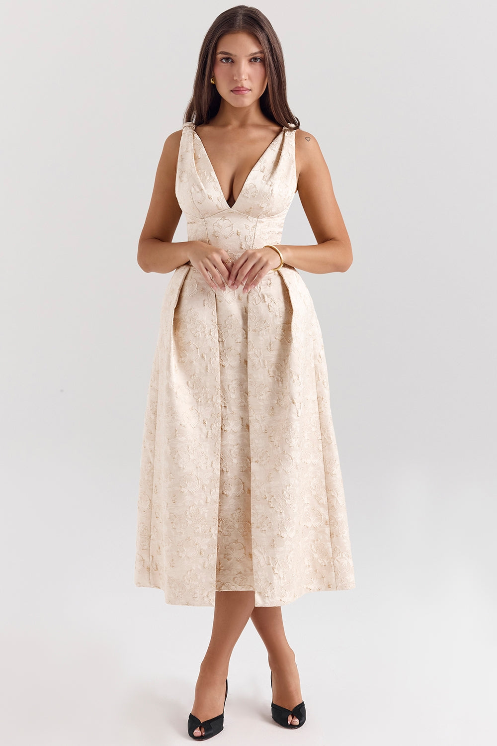 Metallic Floral Jacquard Deep V-Neck Pleated Fit and Flare Midi Dress 3