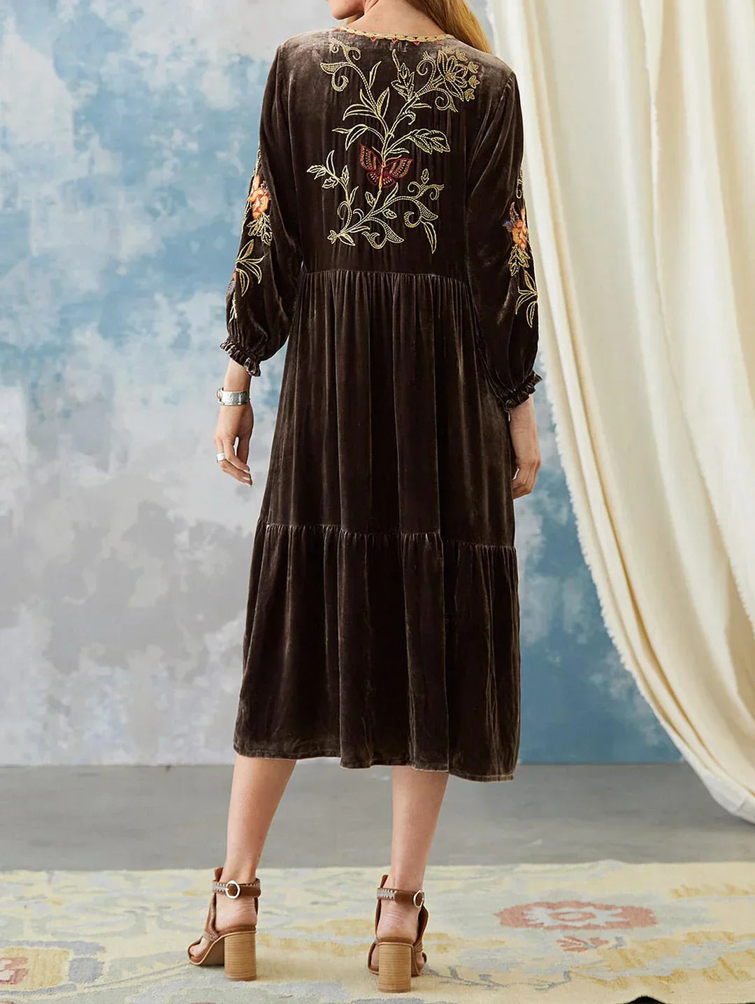 Tassel Front Spliced V Neck Velvet Midi Dress - View 3