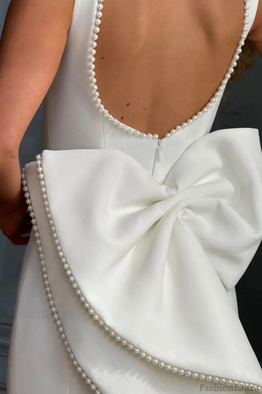 Elegant Bow Slim Fit Party Dress