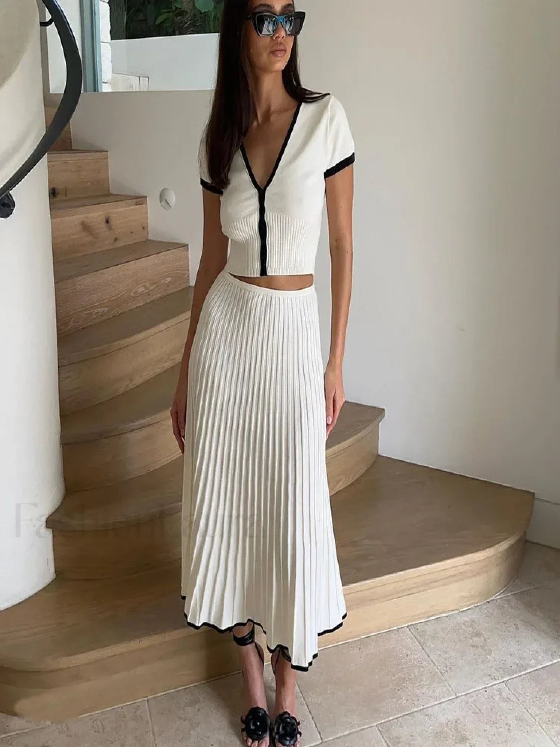Elegant White Skirt Pleated Two Piece Set