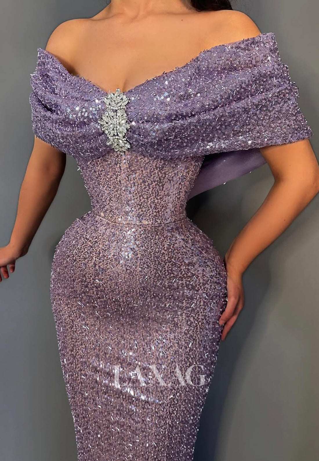 V-Neck Off-Shoulder Sleeveless Floor-Length Party Gowns Beaded Fully Sequined Pleated Mermaid Prom Dress