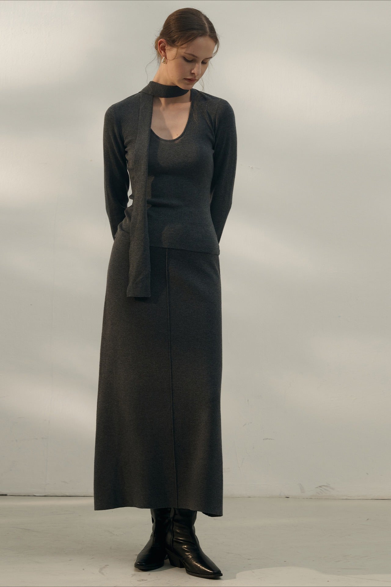 Tie Detail UNeck Wool Knit Top