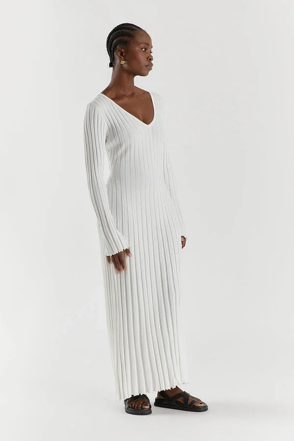 Minimalist Verónica Midi Dress with V Neck and Knitted Sleeves Elevated Occasion Wear