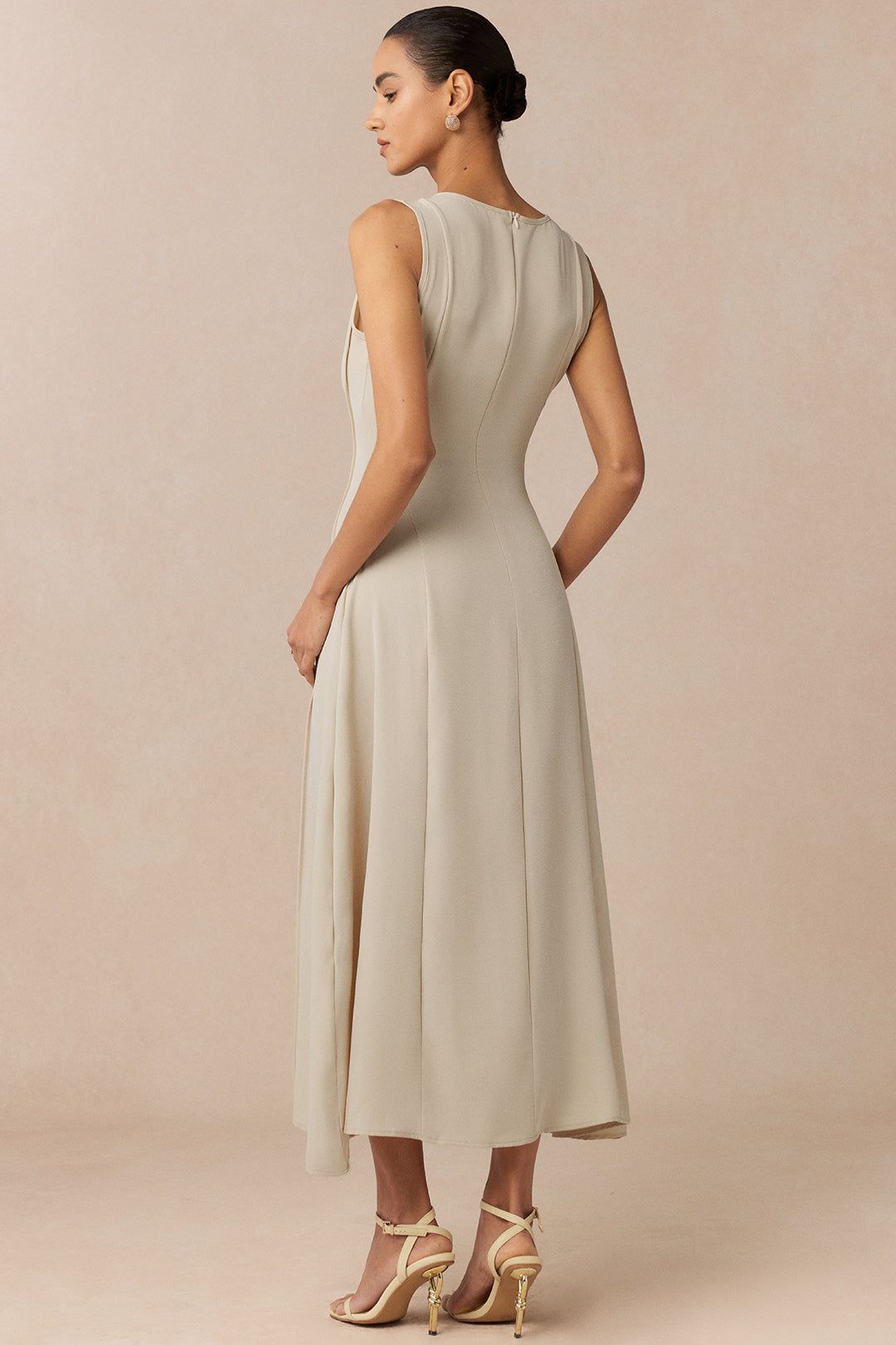 Knit Sleeveless Pintuck A-Line Maxi Dress 2