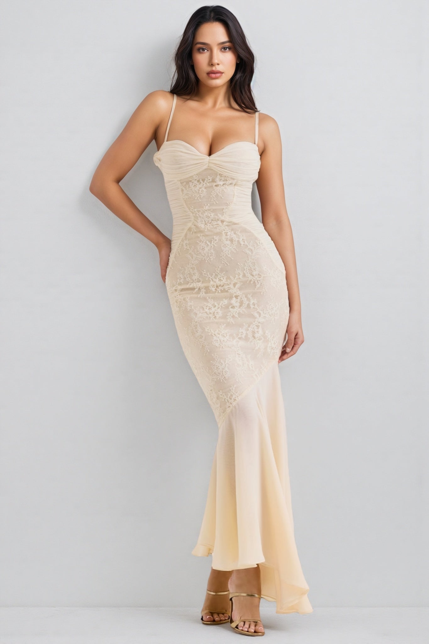 Vaelse Lace Ruffle Halter Maxi Dress - View 3