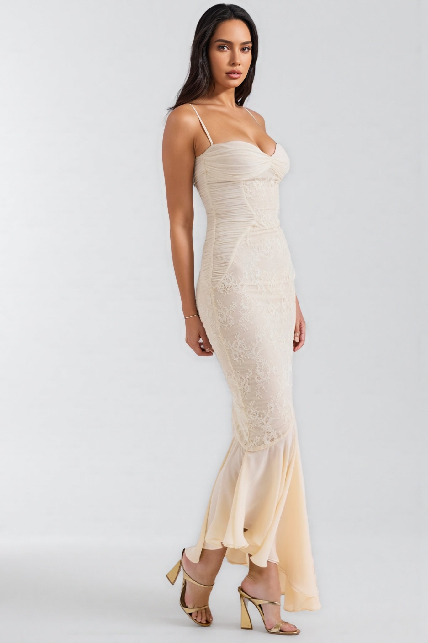 Vaelse Lace Ruffle Halter Maxi Dress - View 2