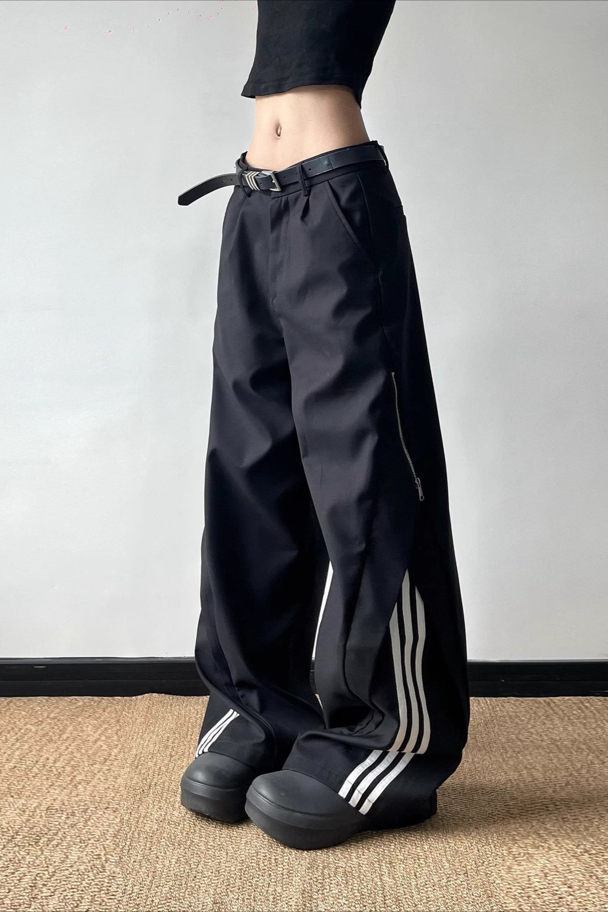 Side Stripe Zip Detail Pleated Wide Leg Track Trousers 3