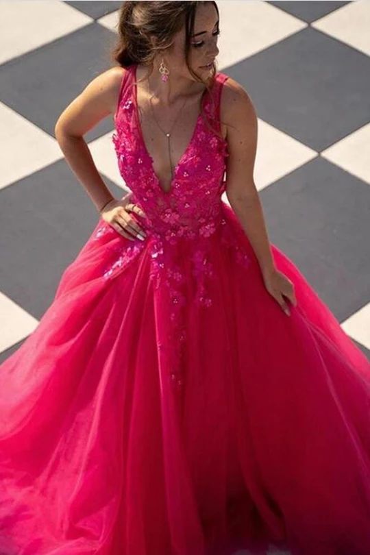 Deep V-neck Tulle Long Prom Dresses with Appliques and Beading