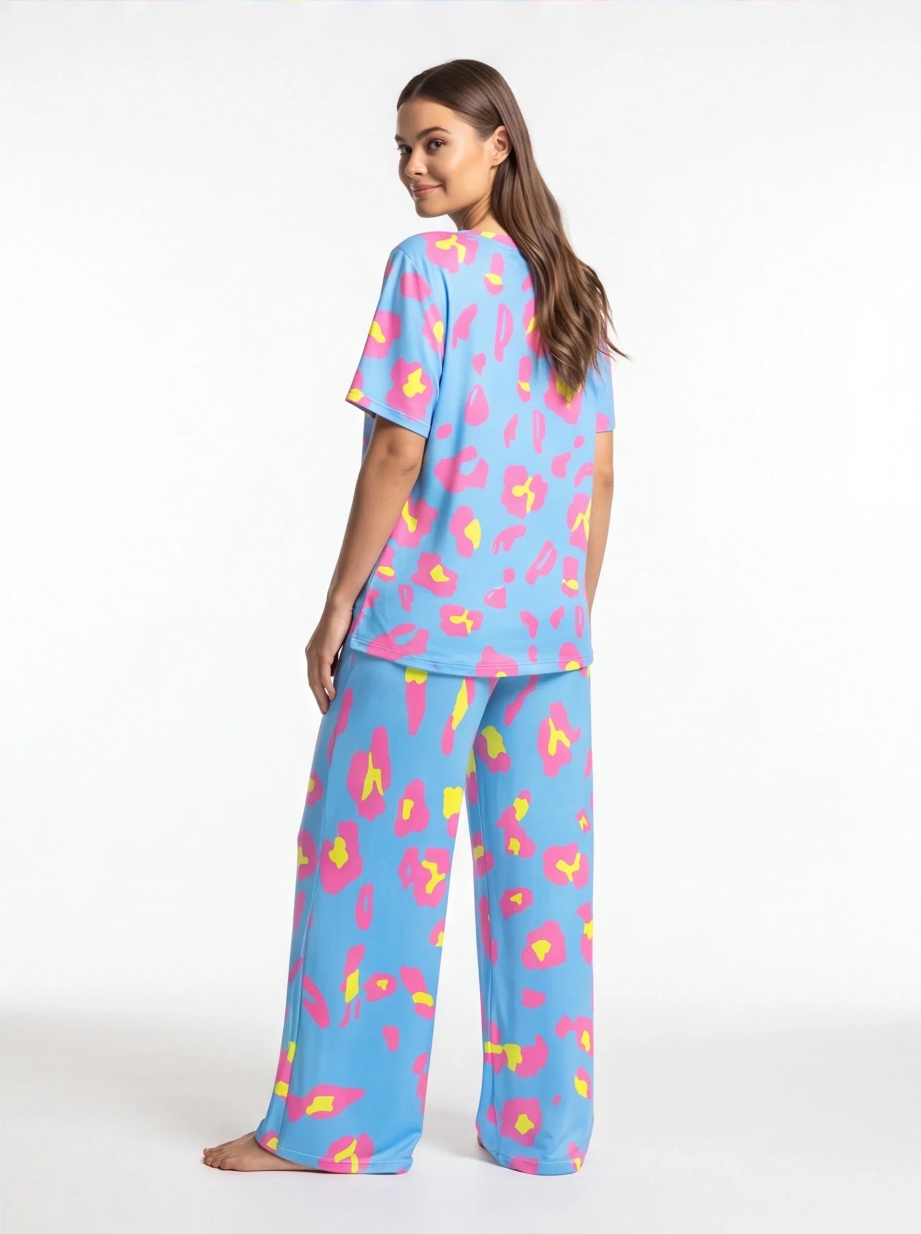 Leopard Print Pajama Set | Soft Fabric & Wide Leg for Ultimate Comfort