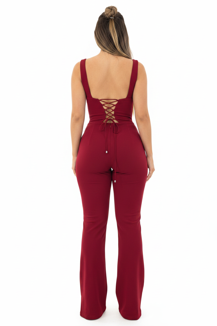 Elegant Black Women's Jumpsuit with Tailored Fit and Pockets
