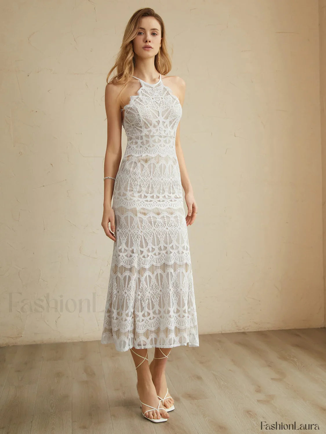 Glamorous Lace Graceful Halter Long Dress
