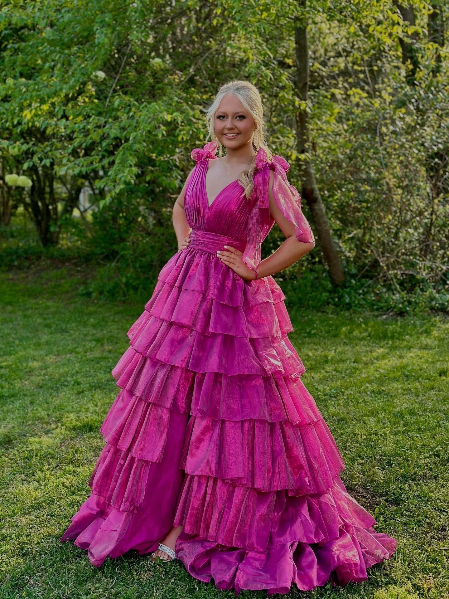 Cute Pink Princess A Line Deep V-Neck Long Tiered Prom Dress With Split