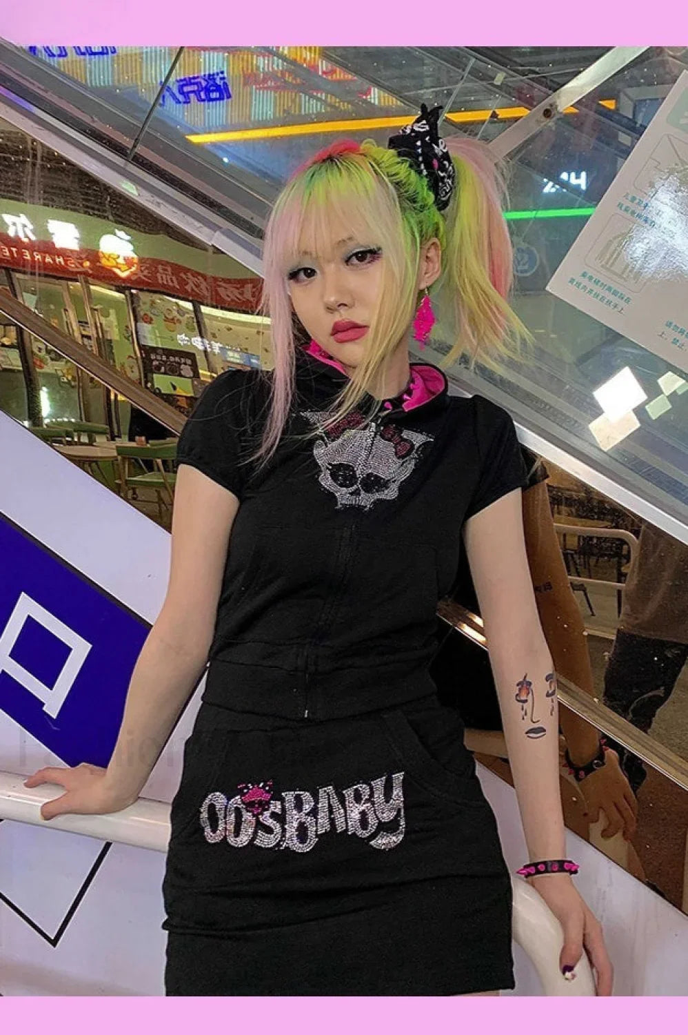 Gothic Skull Rhinestone Y2K Hoodie