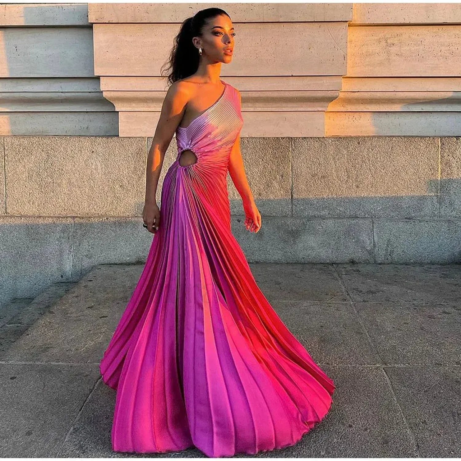 Gradient Pleated Shoulder Maxi Dress pink / S