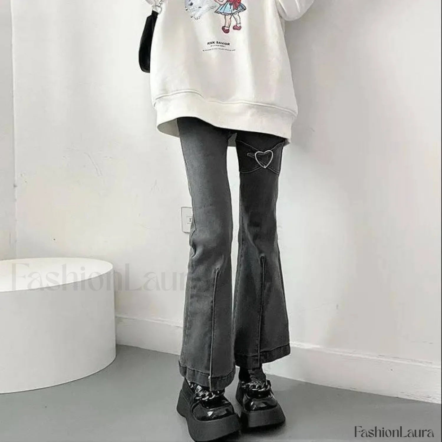 Grunge Aesthetic Graceful Flare Heart Jeans