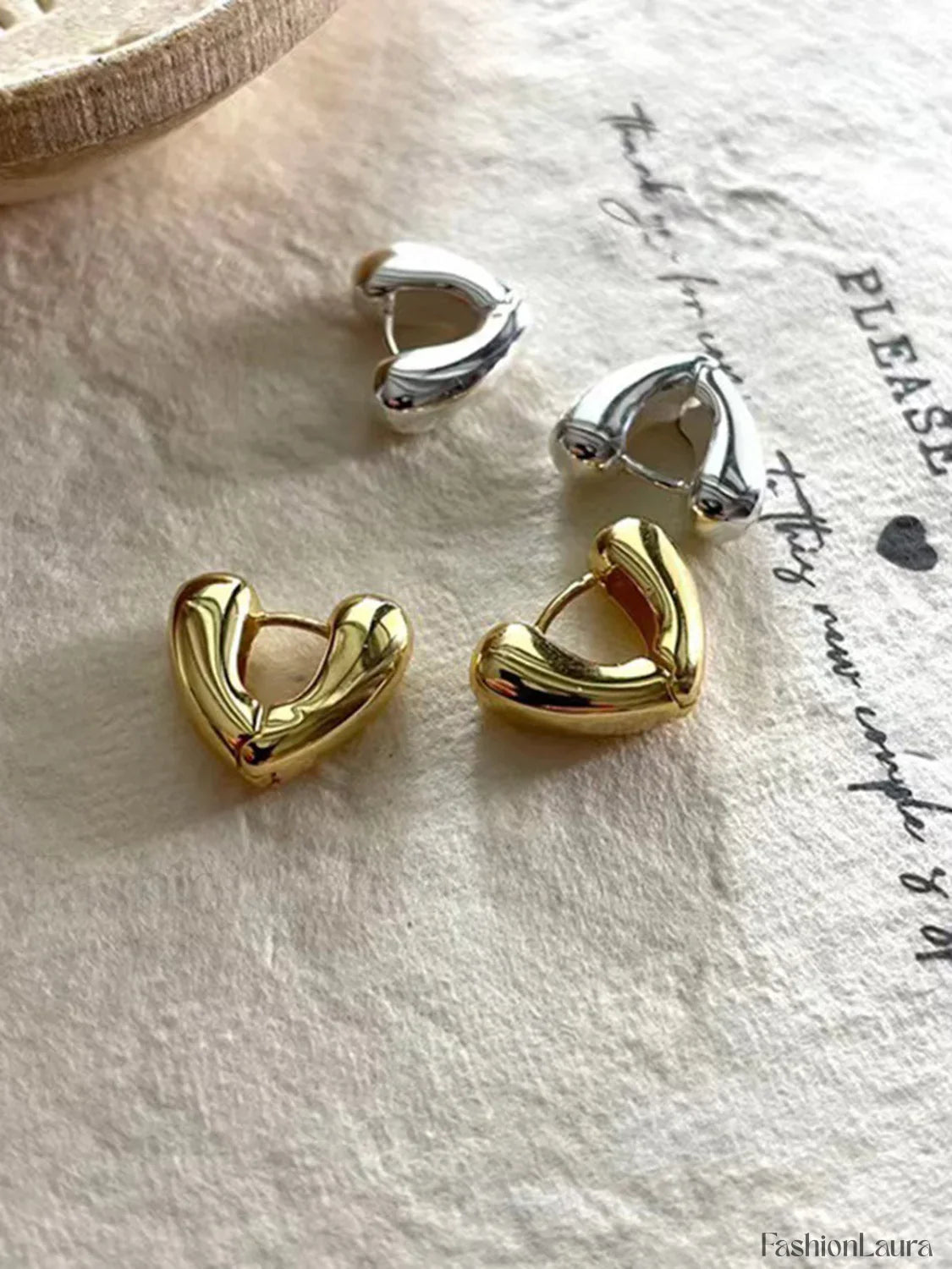 Heart Charming Decor Earrings