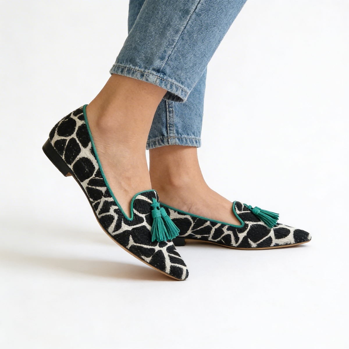 Animal Print Tassel Pointed Toe Loafer Flats