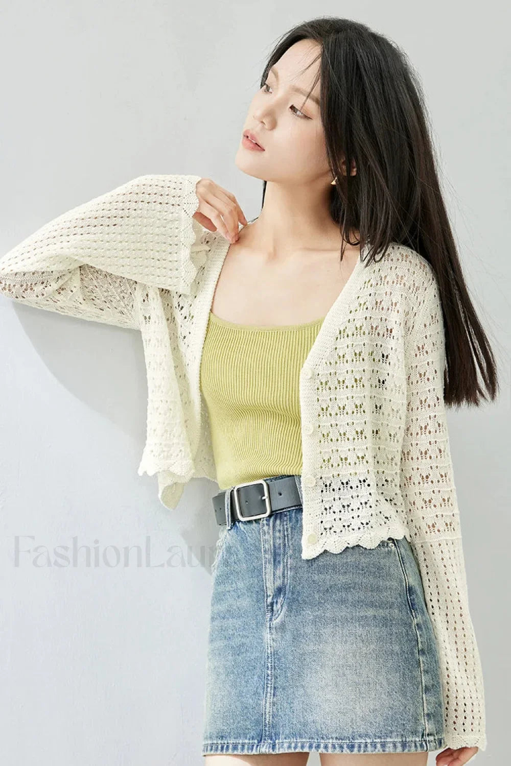 Hollow Out V-neck Knit Cropped Cardigan