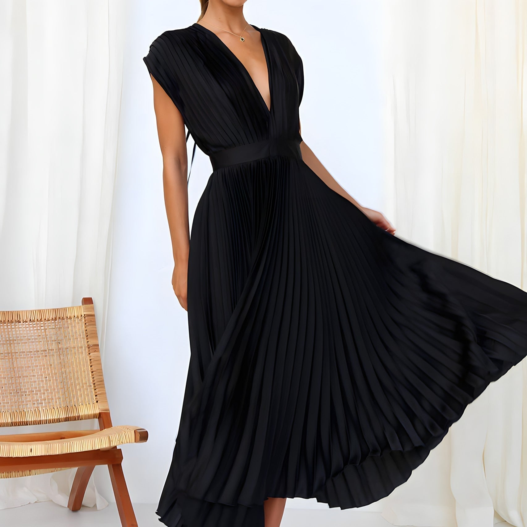 Manuela Chic Dress Designer Edit