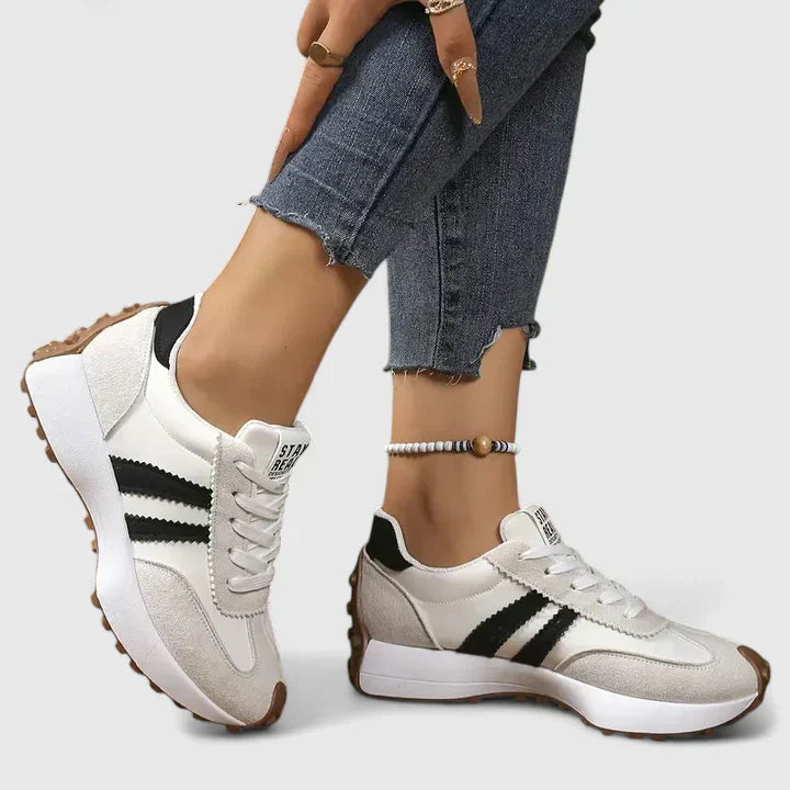 Lace Up Side Stripe Suede Panel Retro Sneakers
