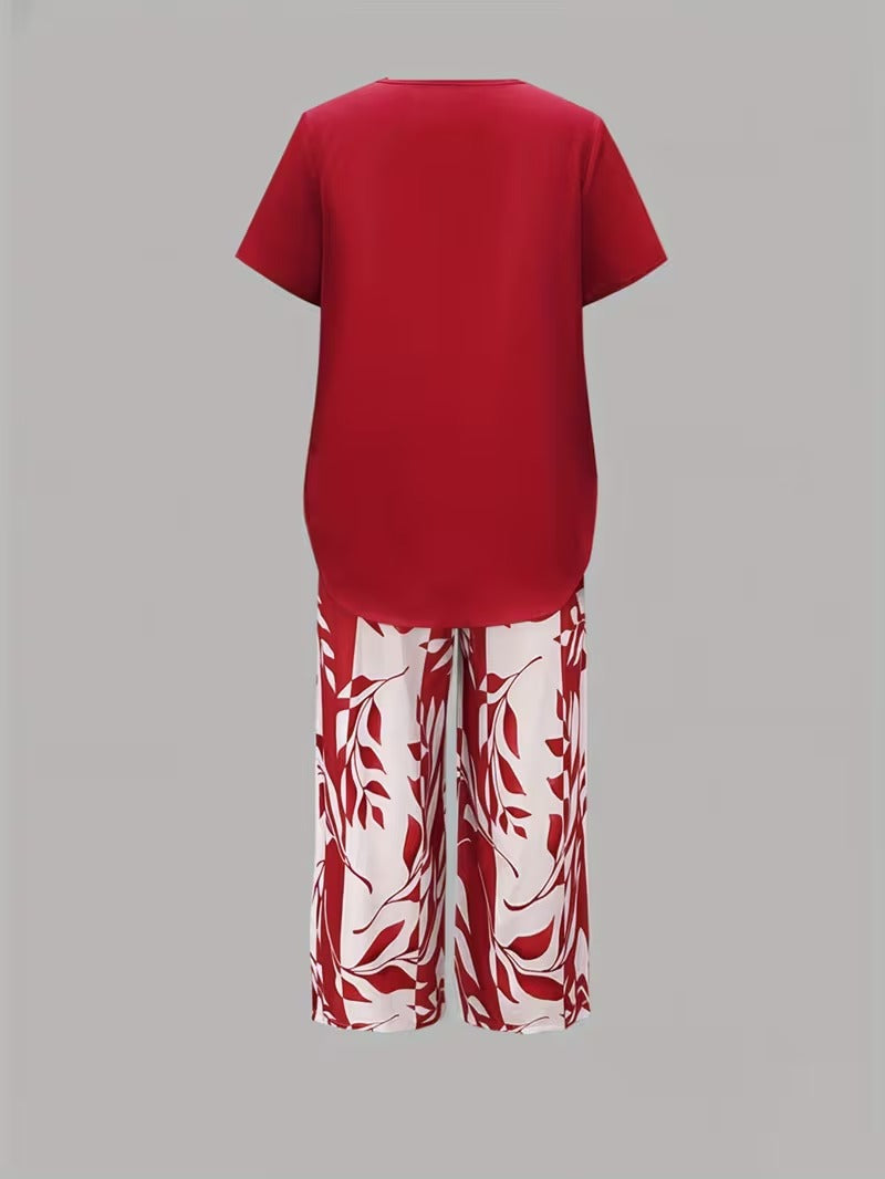 Short Sleeve Top and Leaf Print Cropped Pants Two Piece Set