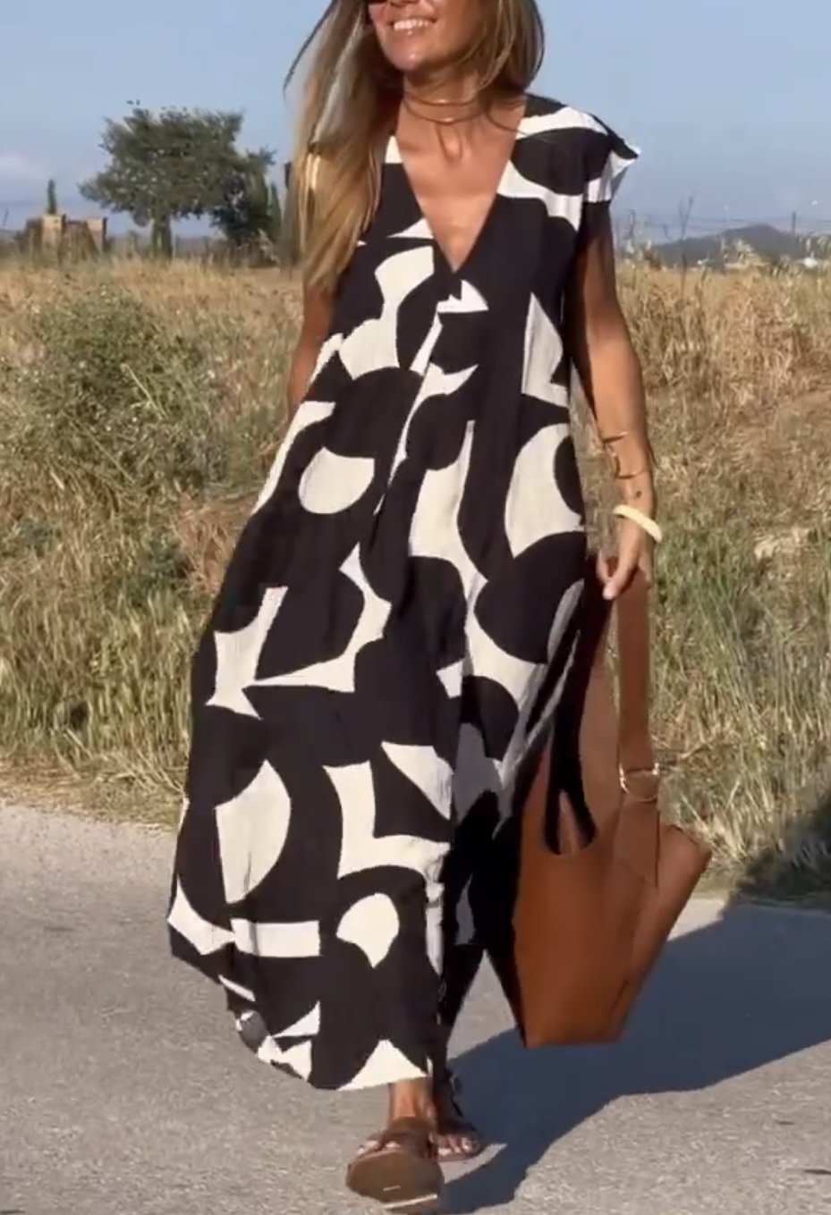 Geometric Print V-Neck Cap Sleeve Split Maxi Dress 3