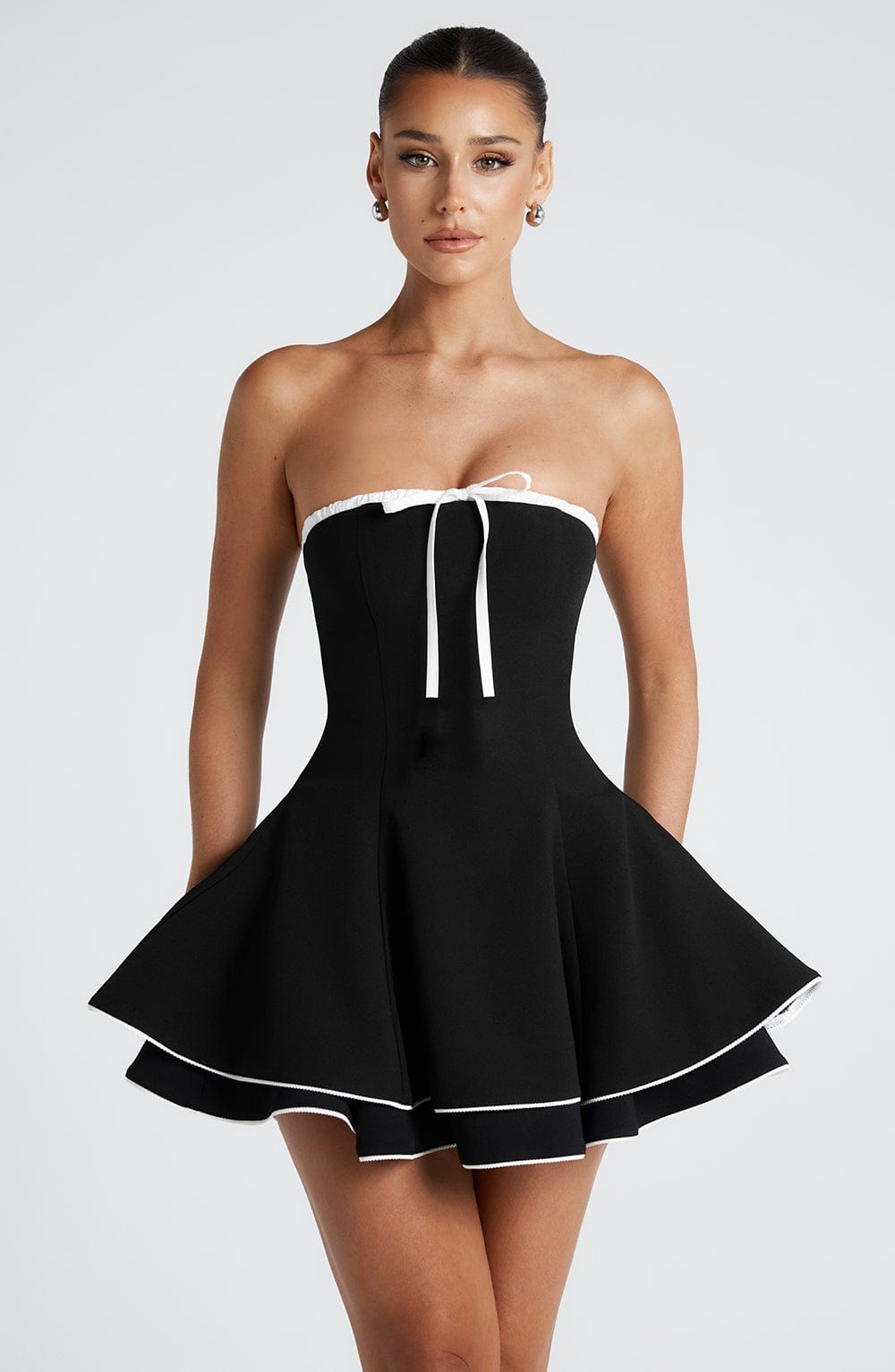 Strapless Contrast Piping Bow Front Tiered Skater Mini Dress 3