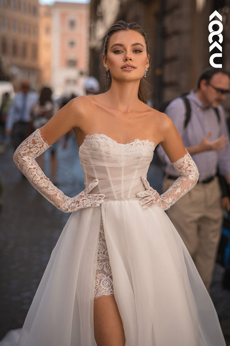 K1912 - Simple & Elegant Off-Shoulder Sleeveless Side Slit A-Line Tulle Wedding Dress