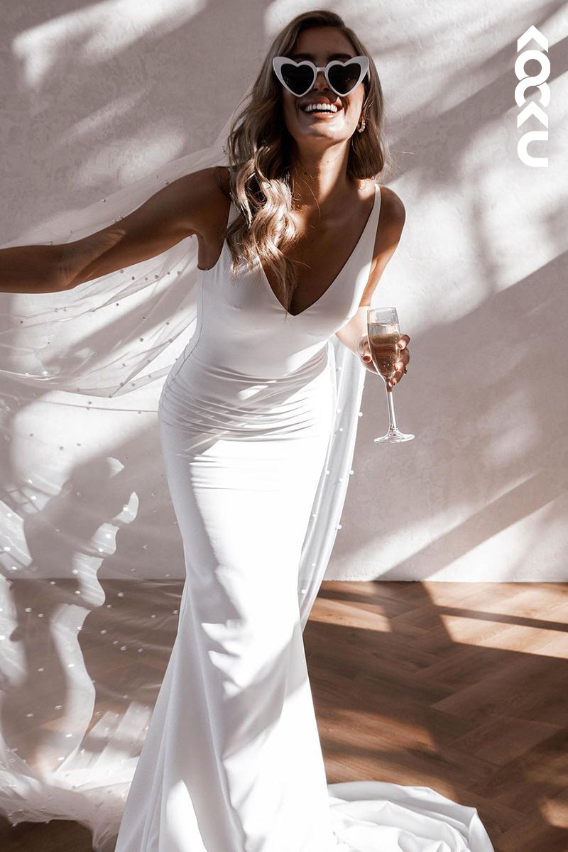 K1841 - Sexy & Elegant V-Neck Sleeveless Backless Trumpet Satin Wedding Dress
