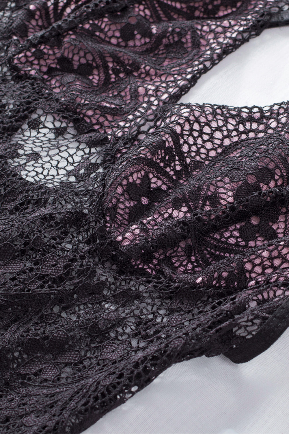 Floral Lace Spaghetti Strap Scalloped V-Neck Vertical Lace Panel Babydoll Gown