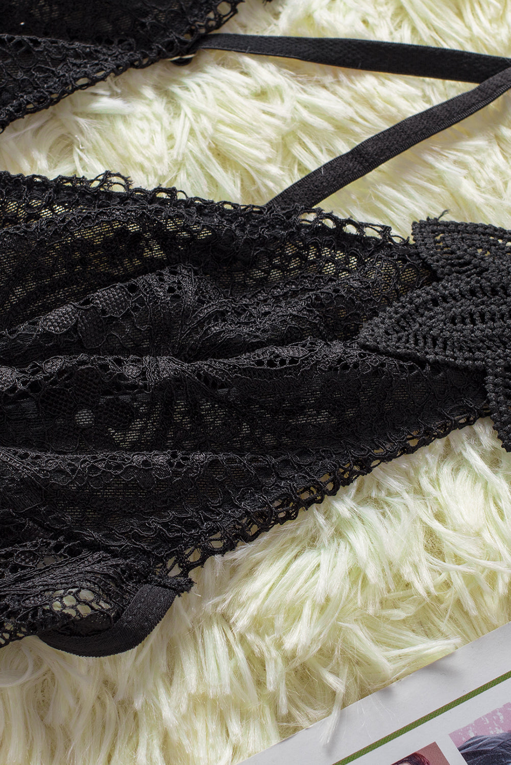 Floral Lace Spaghetti Strap Scalloped V-Neck Vertical Lace Panel Babydoll Gown