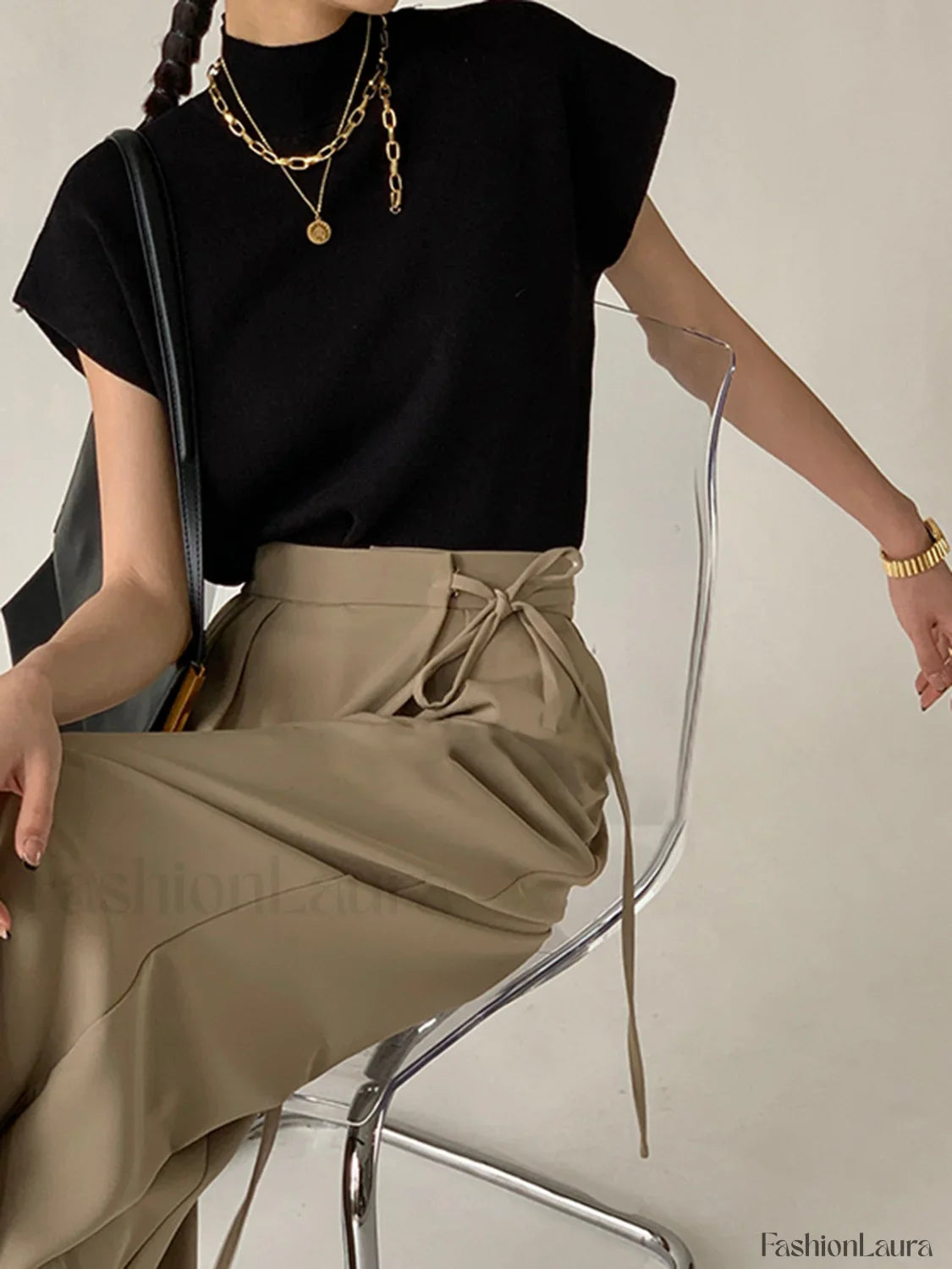 Leisurely Solid Pullover Sweater Vest