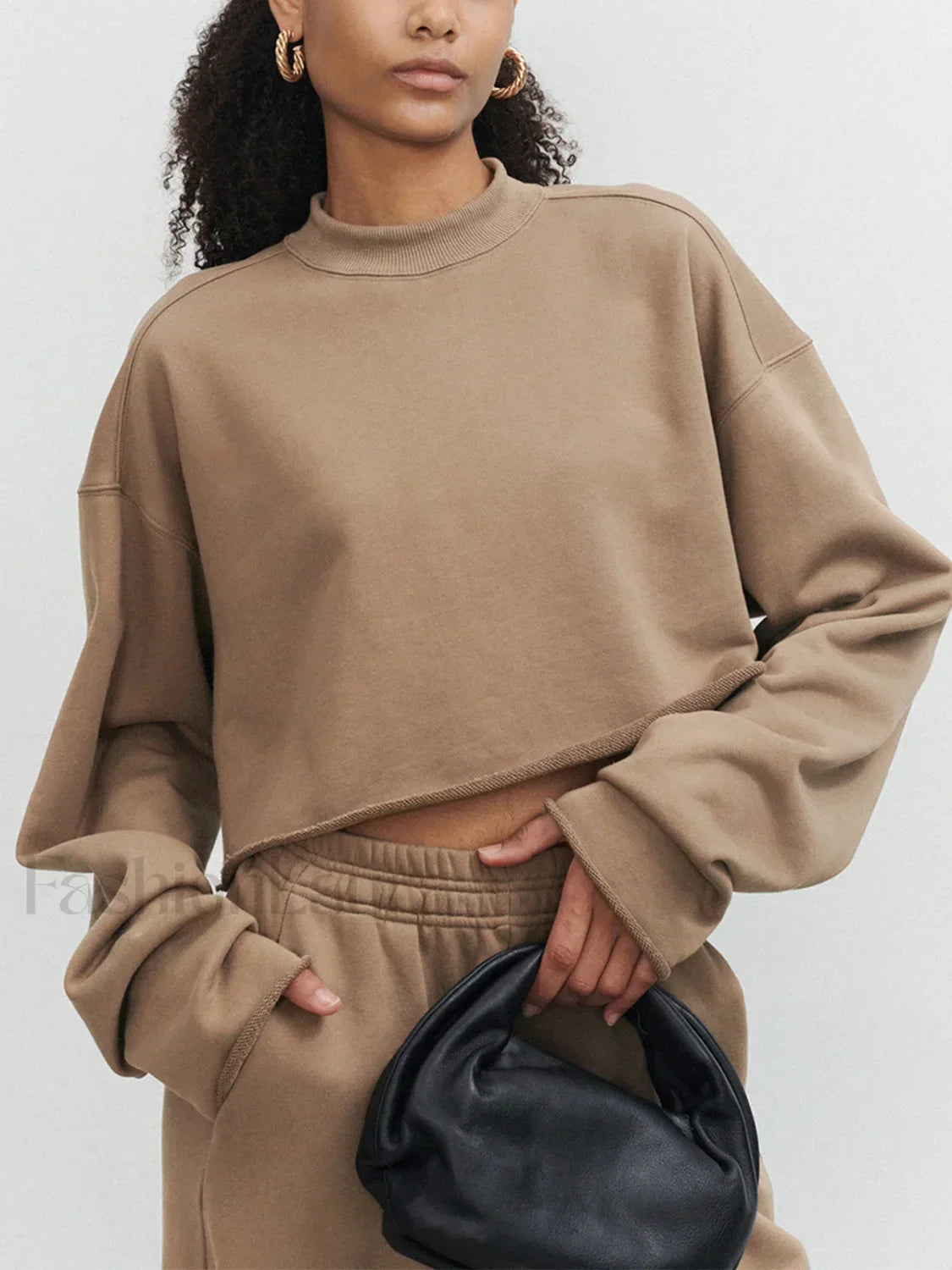 Live It Graceful Up Crop Sweatshirt Camel / XS Sweatshirts