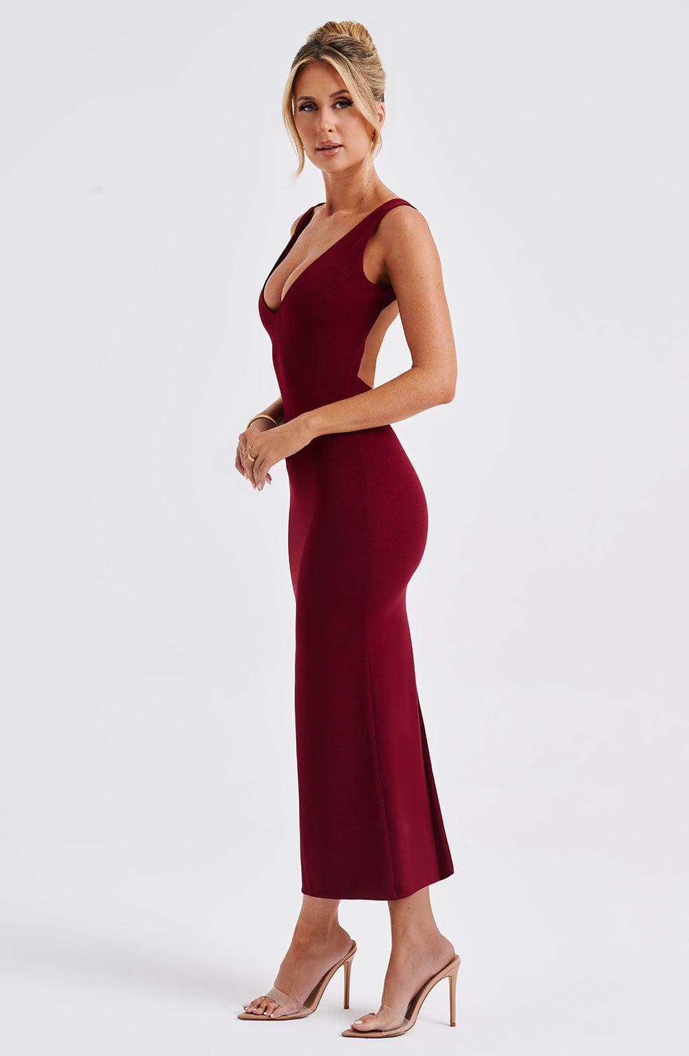 Deep V-Neck Sleeveless Bodycon Midi Dress 6